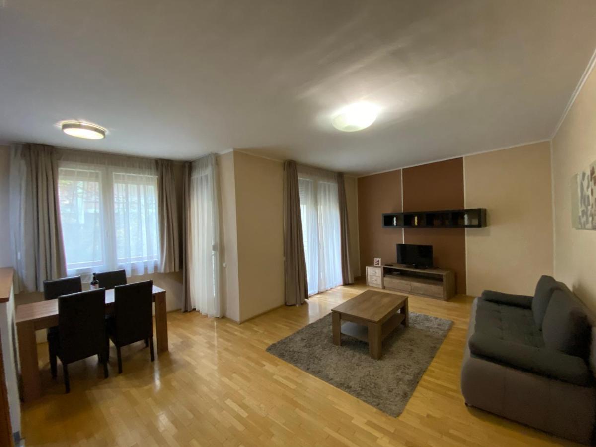 בודפשט Gozsdu Apartment - Eszterhaz מראה חיצוני תמונה