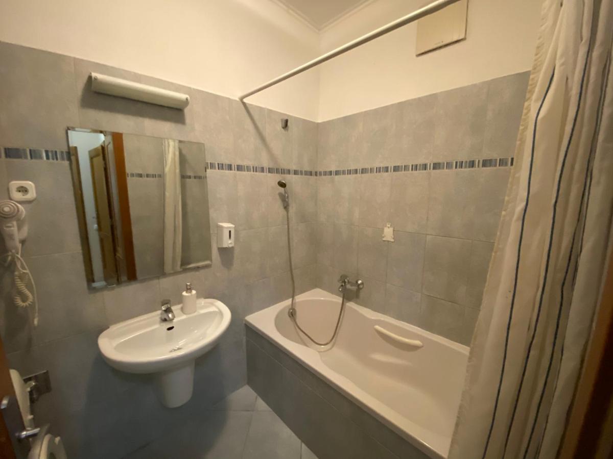 בודפשט Gozsdu Apartment - Eszterhaz מראה חיצוני תמונה